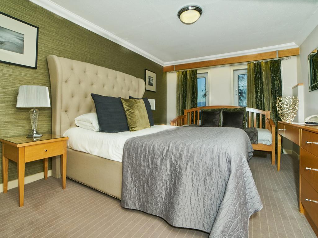 Stradey Park Hotel Llanelli Esterno foto