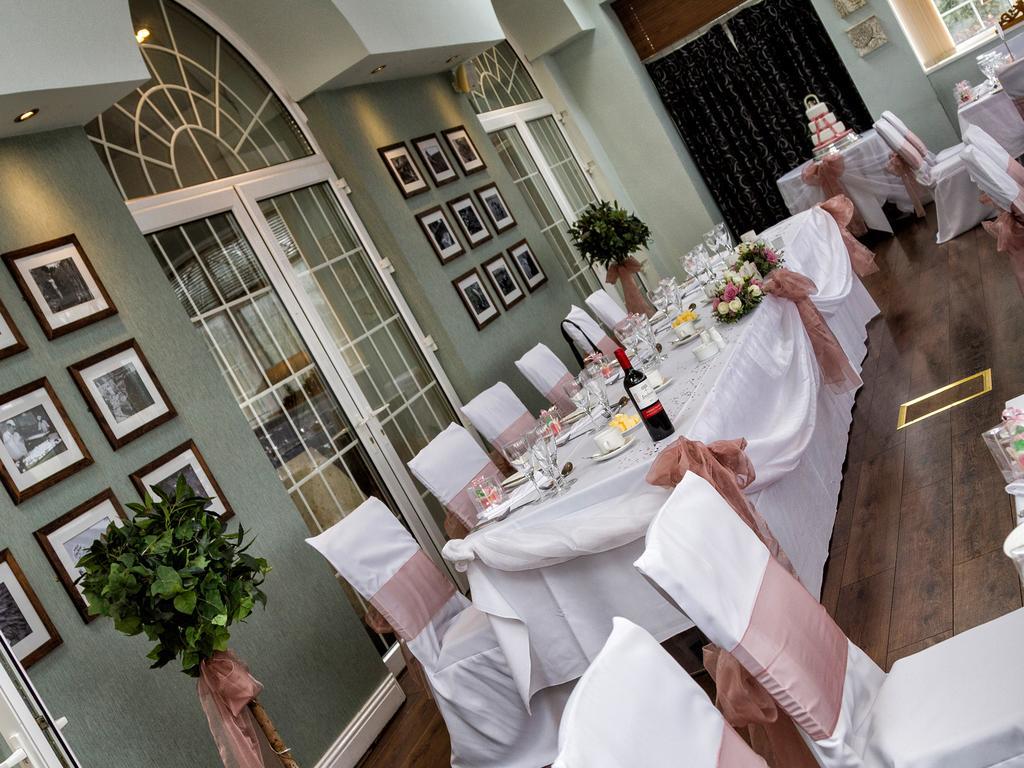 Stradey Park Hotel Llanelli Esterno foto