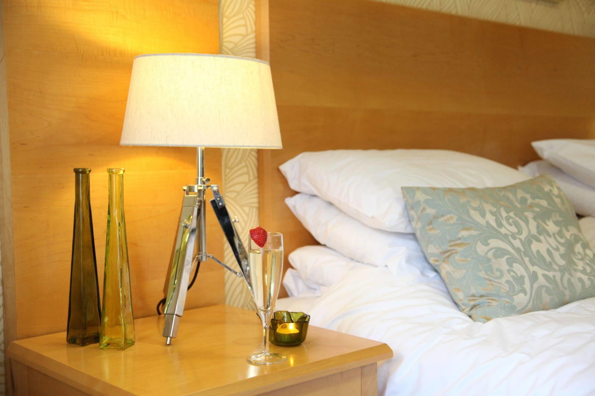 Stradey Park Hotel Llanelli Esterno foto