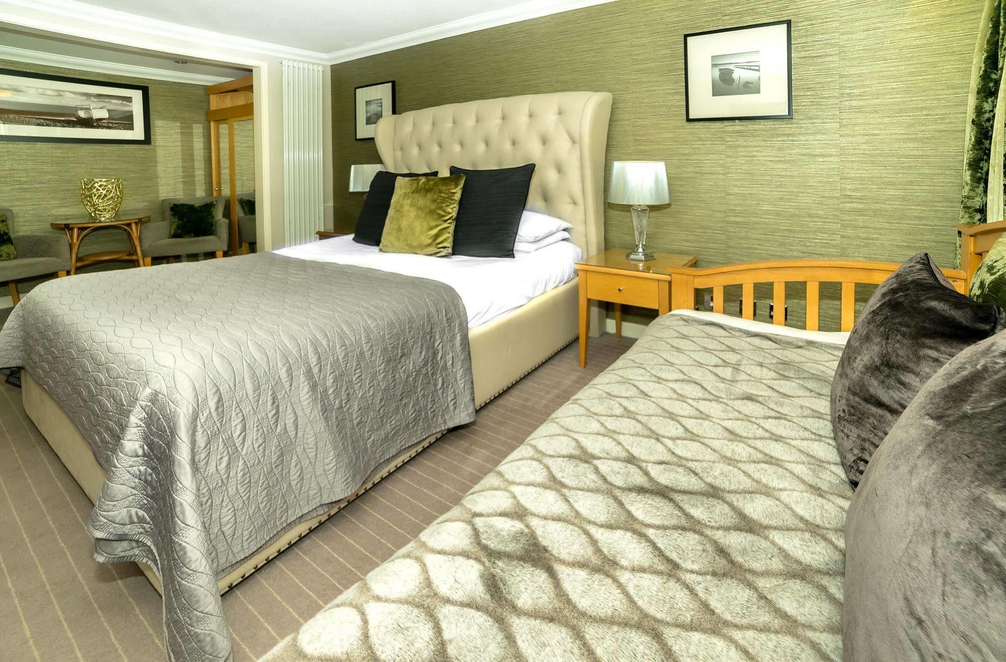 Stradey Park Hotel Llanelli Esterno foto