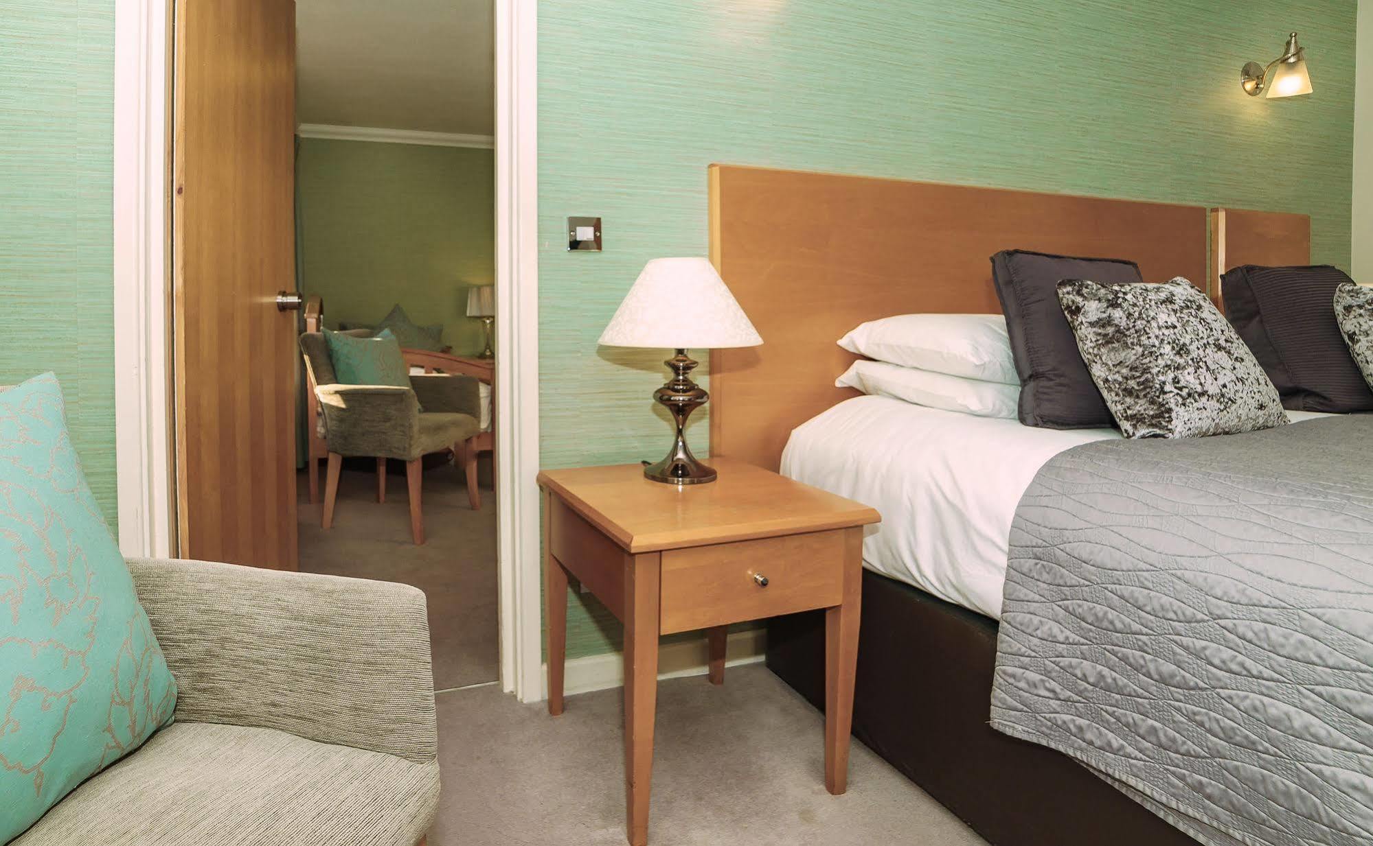 Stradey Park Hotel Llanelli Esterno foto