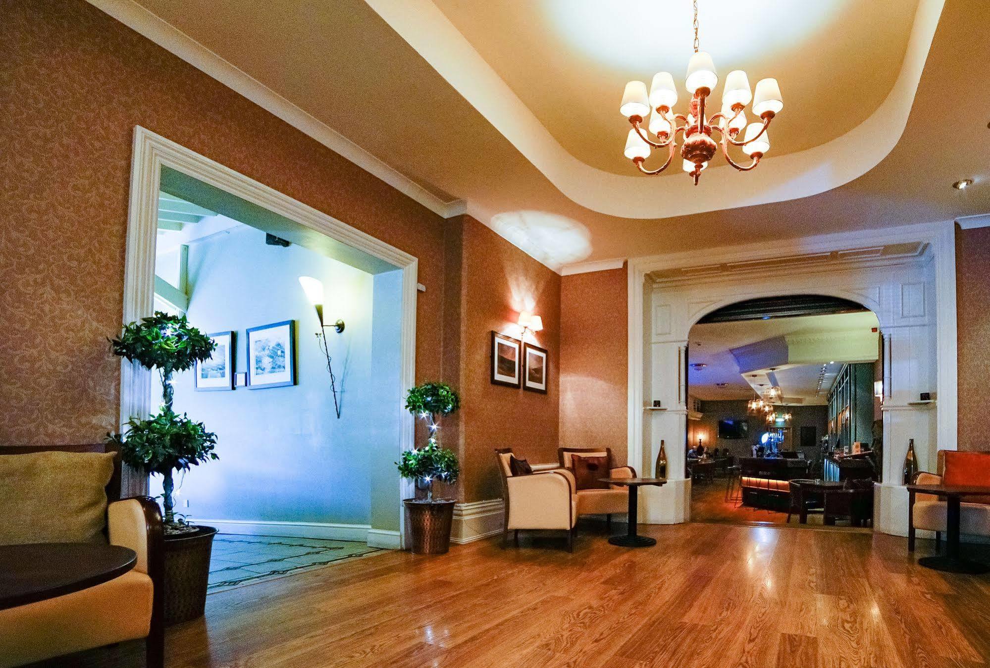 Stradey Park Hotel Llanelli Esterno foto