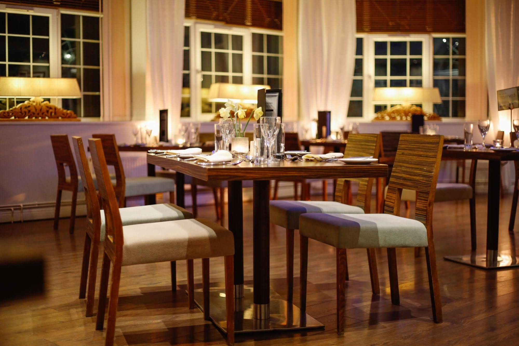 Stradey Park Hotel Llanelli Esterno foto